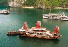 Vietnam Adventure Tour - 5 Day Scenic North Trekking & Sailing